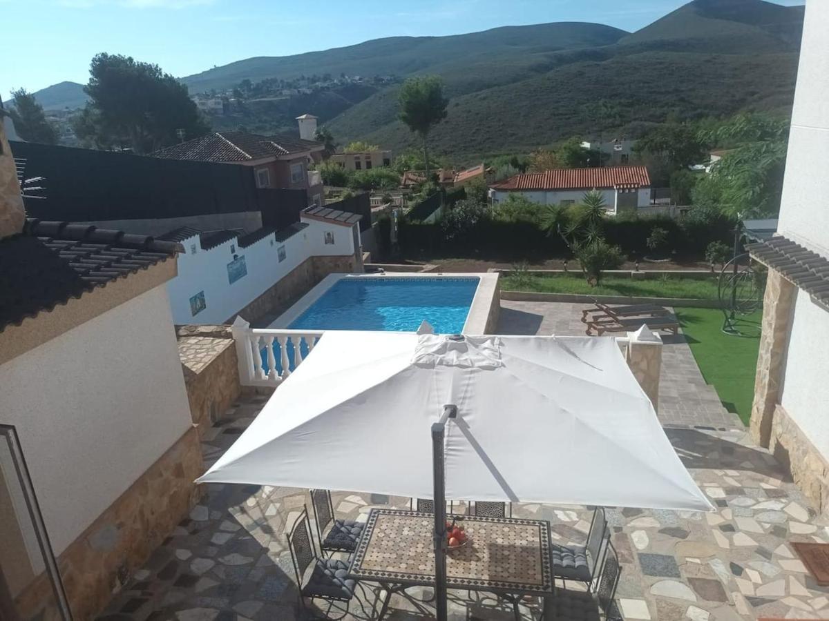 הוילה Turís Buen Estar, Piscina, Barbacoa, Jacuzzi En Valencia מראה חיצוני תמונה