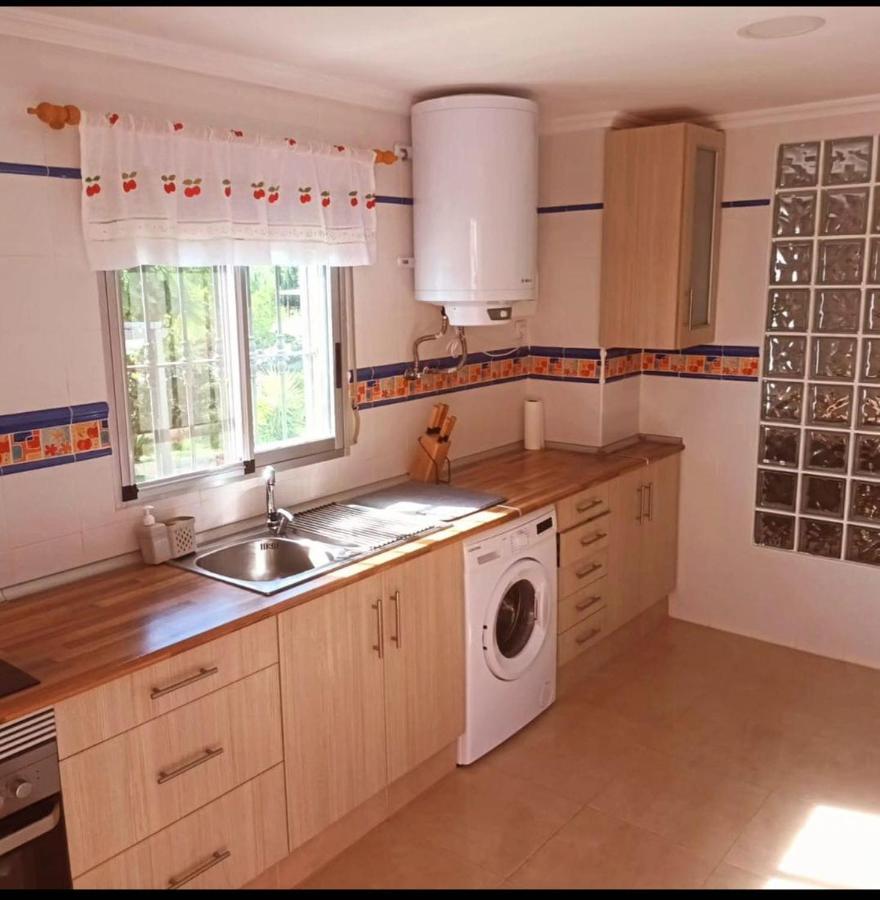 הוילה Turís Buen Estar, Piscina, Barbacoa, Jacuzzi En Valencia מראה חיצוני תמונה