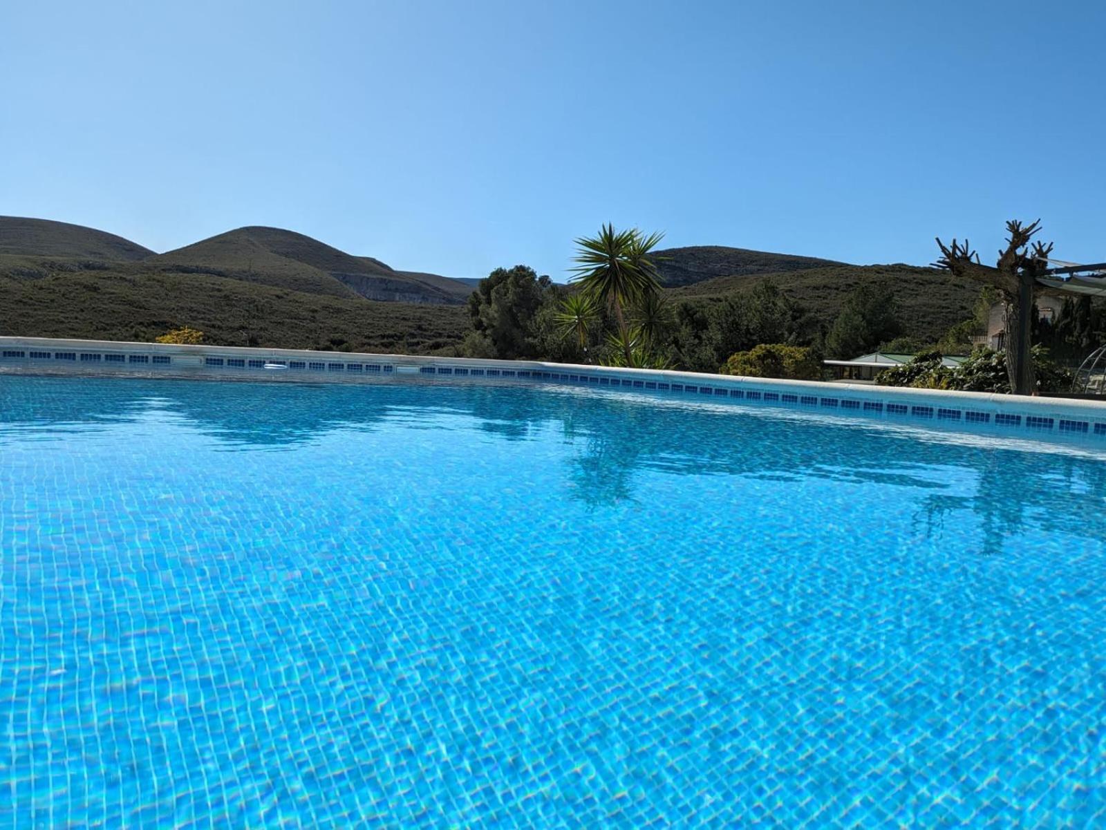 הוילה Turís Buen Estar, Piscina, Barbacoa, Jacuzzi En Valencia מראה חיצוני תמונה